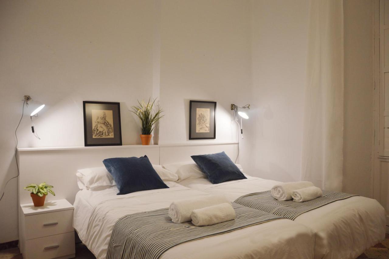 Apartamento Colon 32 Севілья Екстер'єр фото