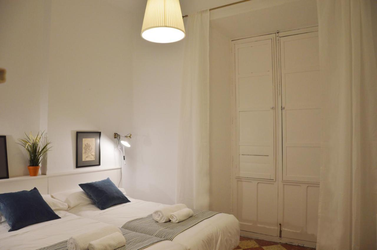 Apartamento Colon 32 Севілья Екстер'єр фото